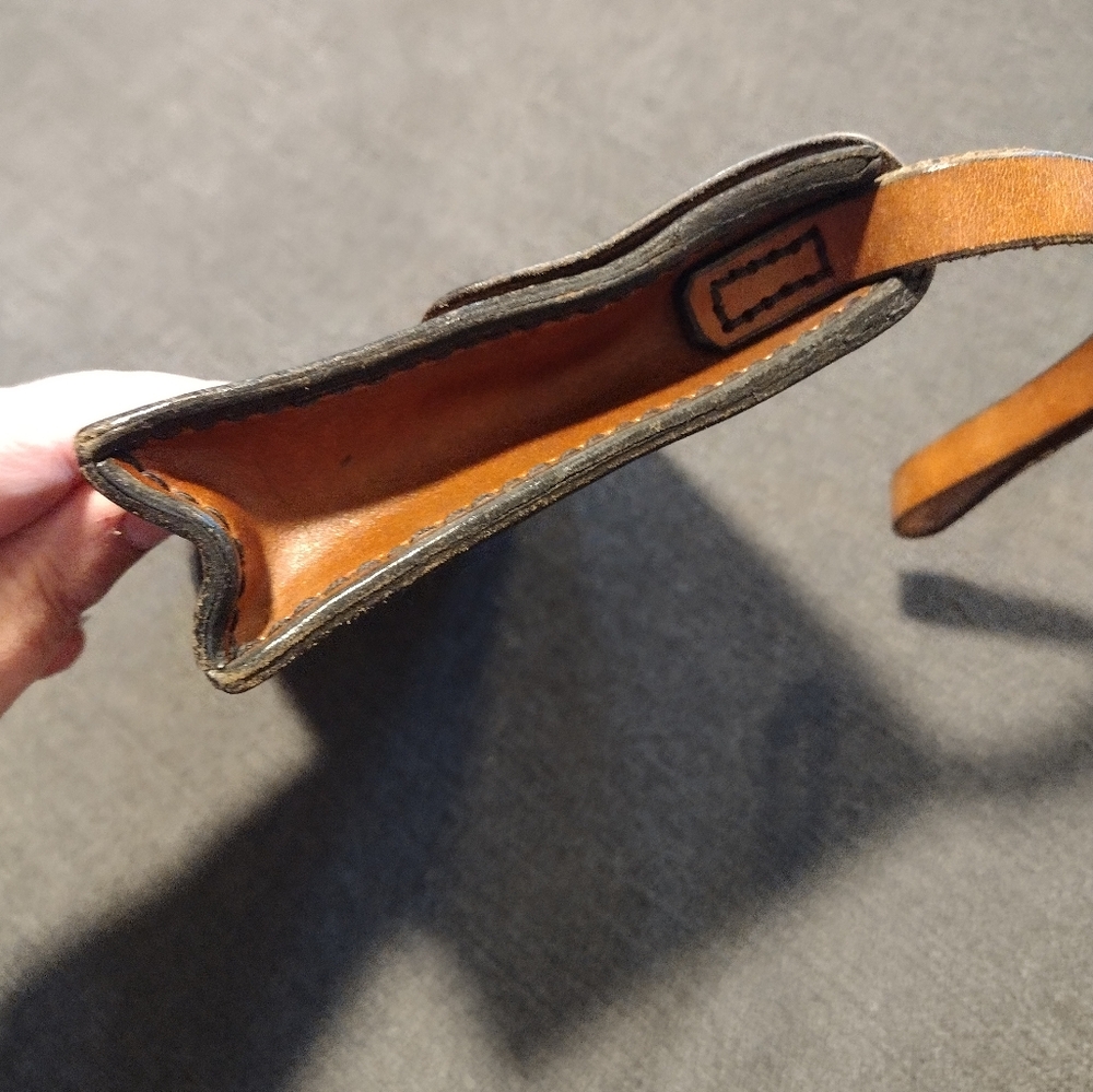 Classic Brown Leather Wristlet Clutch - Picture 5 of 11